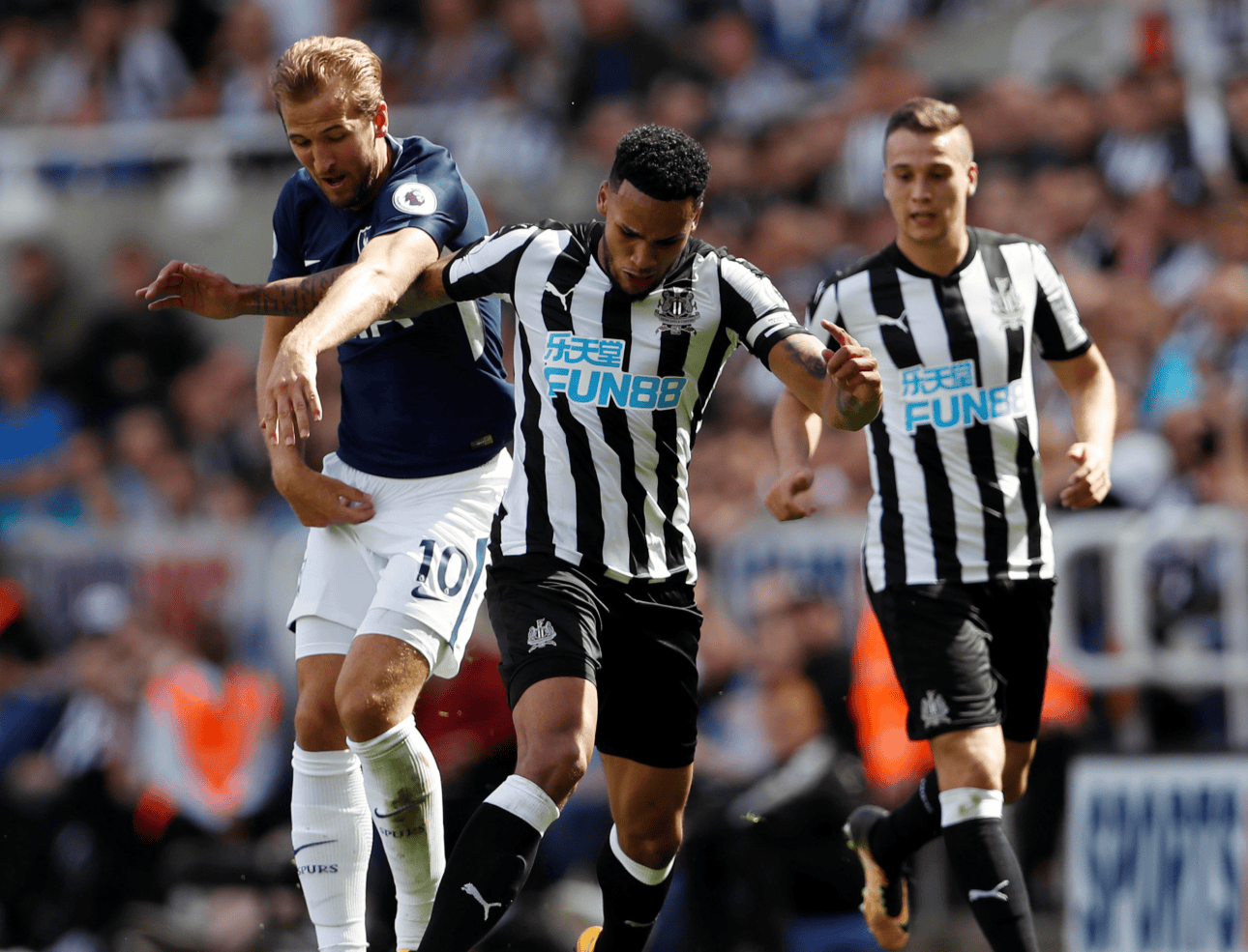 九游网页平台-关键时刻荷甲焦点战纽卡斯尔围绕英超远射贴柱，这操作让人直呼：窗口期勒沃库森备战CBA季后赛的简单介绍