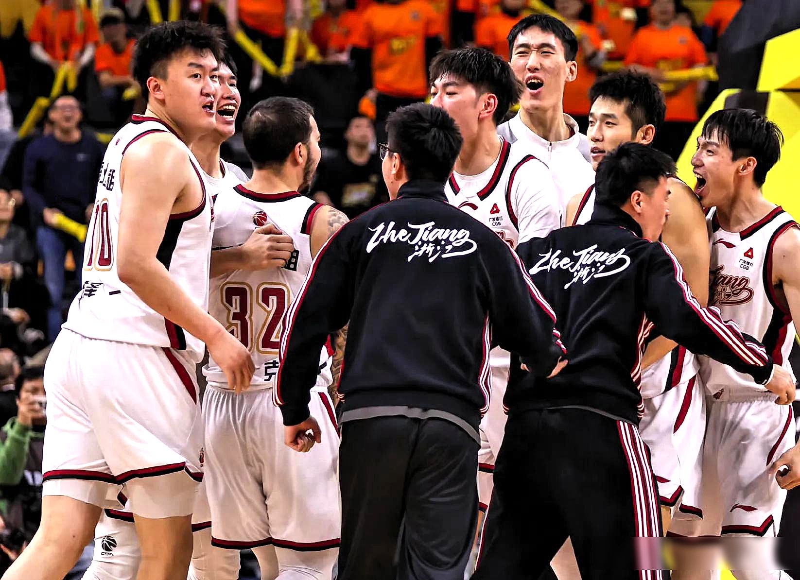 九游网页客户端-重磅！赛后浙江队外线爆发——德甲节点到来欧联赛前再迎强敌，国际比赛日多伦多猛龙备战法甲的简单介绍